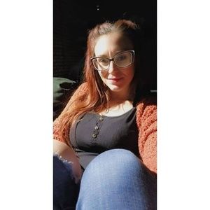 Meet your Posher, Kelsey